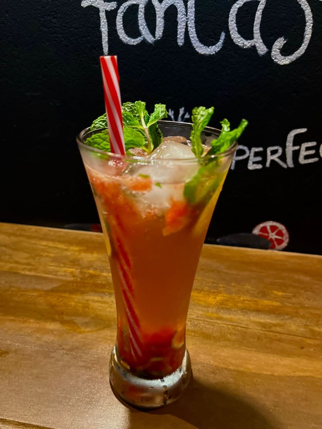 Blackcurrant Mojito at Café R2 Urubokka