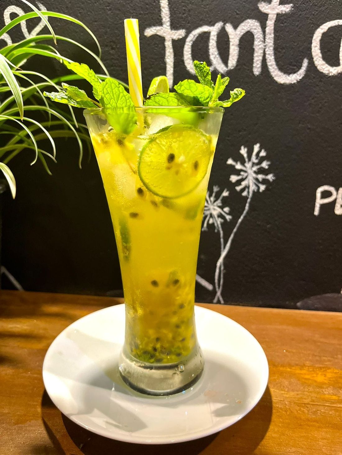 Passion Mojito at Café R2 Urubokka